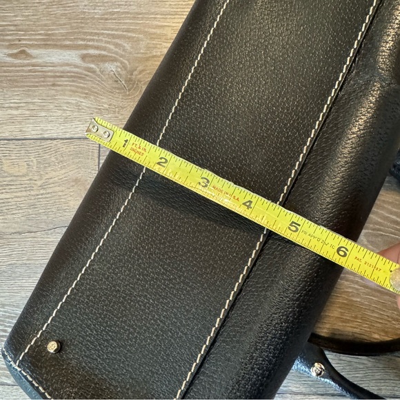 KATE SPADE New York Vintage Leather Tarrytown Barrel Black Purse - Picture 7 of 15